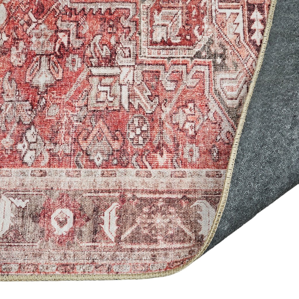 Sevilla matto 80x150 cm: Tyylikäs punainen polypropeenimatto, joka tuo lämpöä ja väriä sisustukseen. Sopii erinomaisesti olohuoneeseen tai makuuhuoneeseen. Kestävä ja helppohoitoinen vaihtoehto.