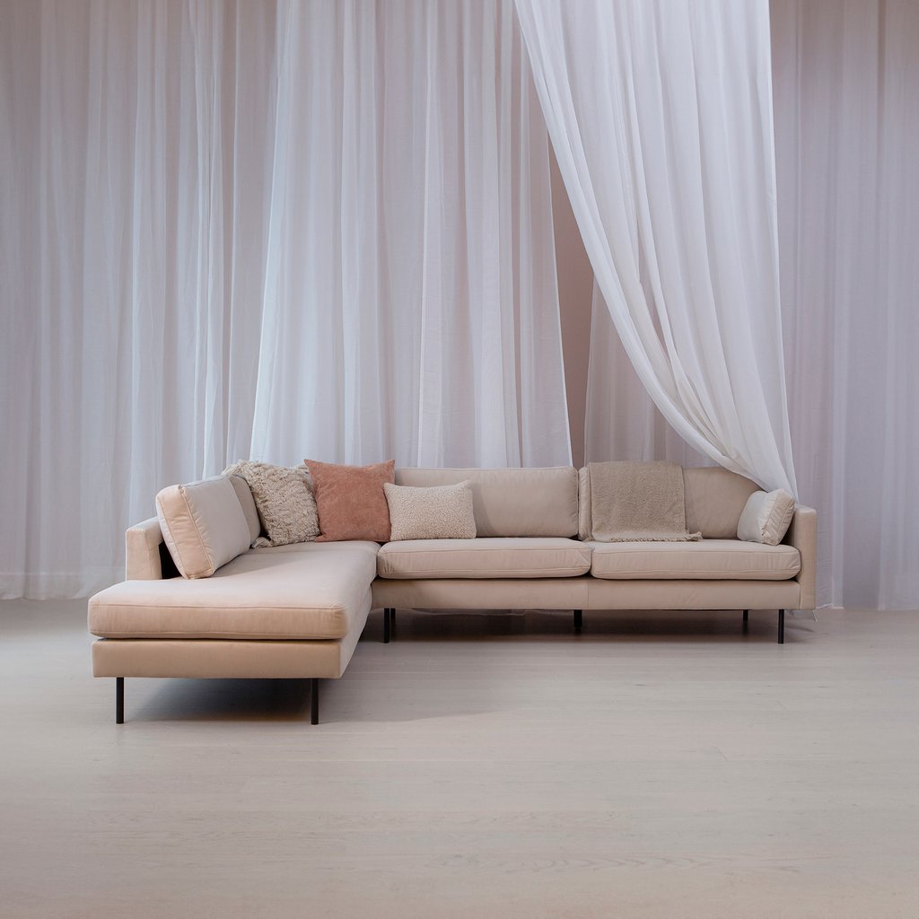 Copenhagen Nordic avokulma vasen manila 2 vaalea beige, mustilla jaloilla