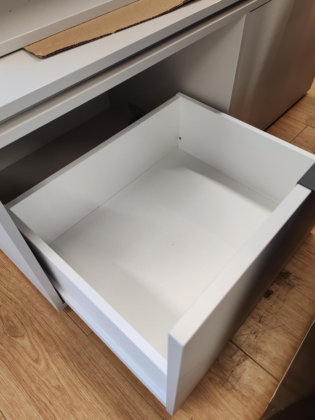 Muoto Mitta Penkki säilytyslaatikoilla