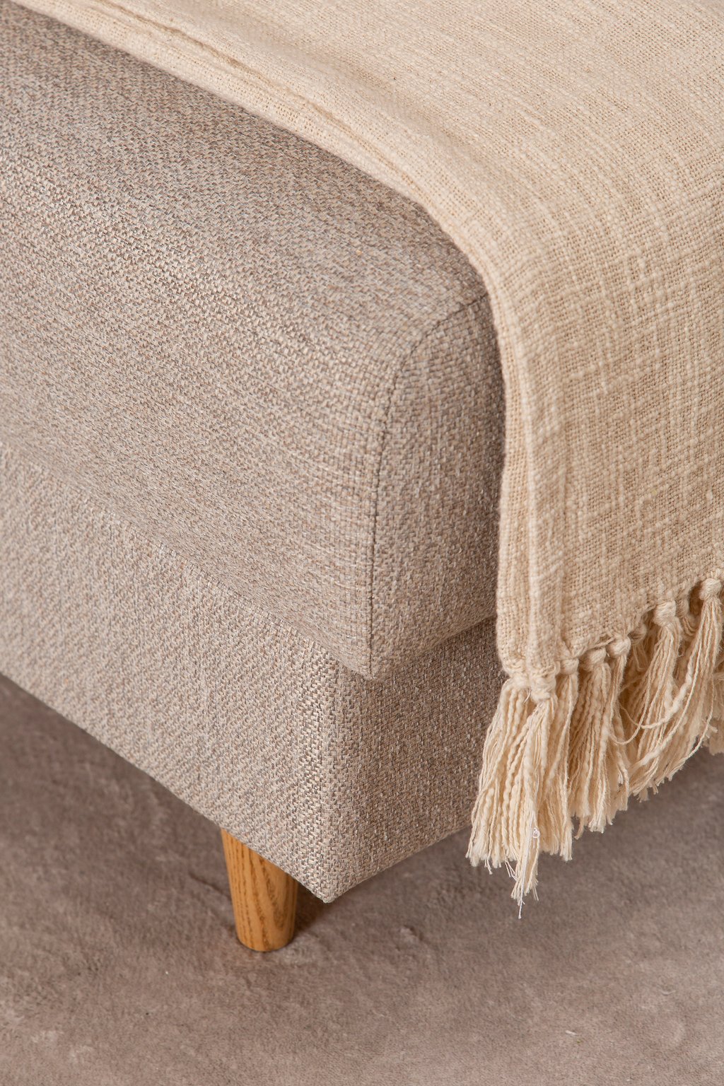 Nobe avokulmavuodesohva oikea, beige, saarni jalka