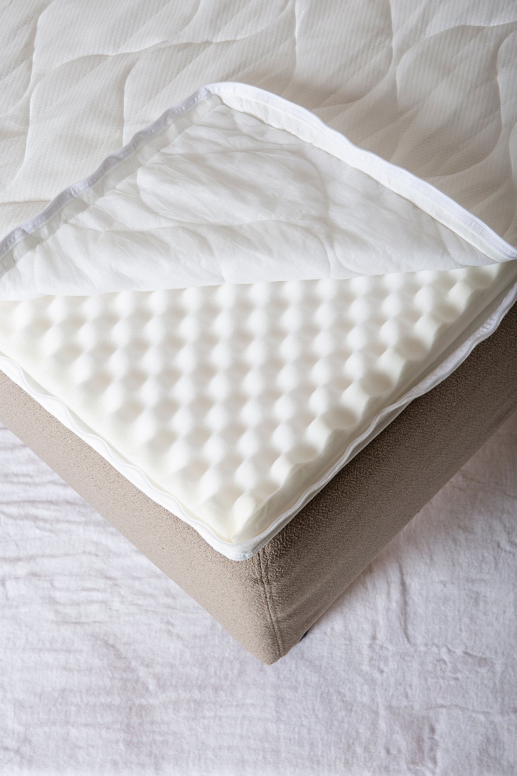 Unelle 300 petauspatja 90x200cm (kork. 65mm)