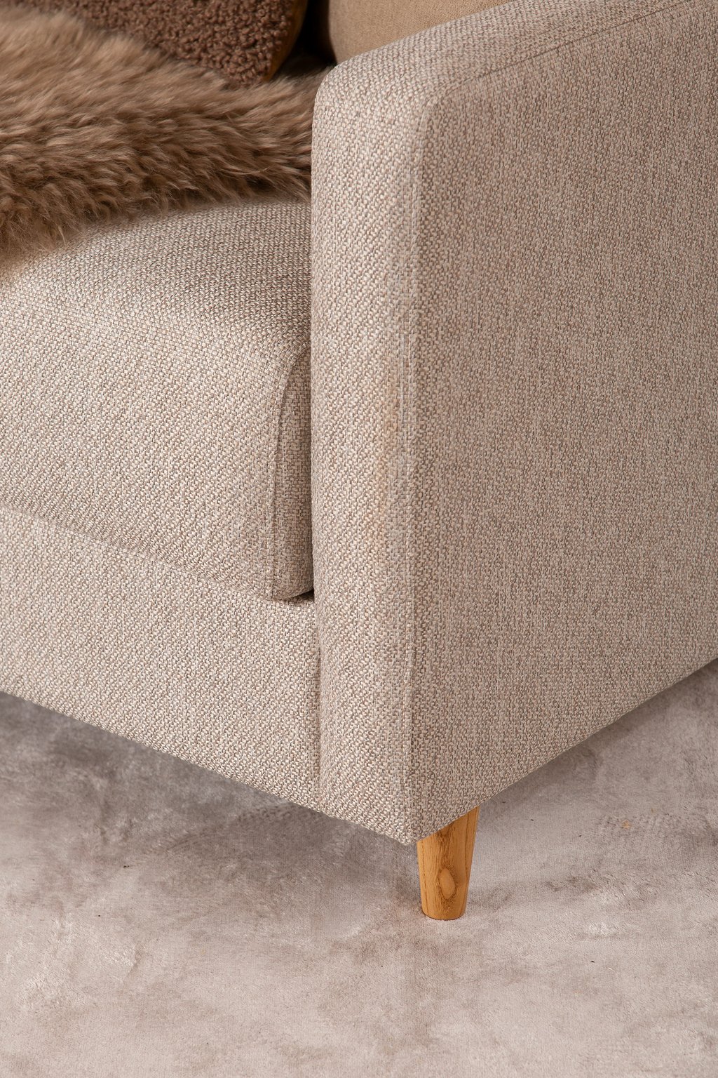 Nobe vuodetuoli, Sparr 362, jalat tammi pyöreä