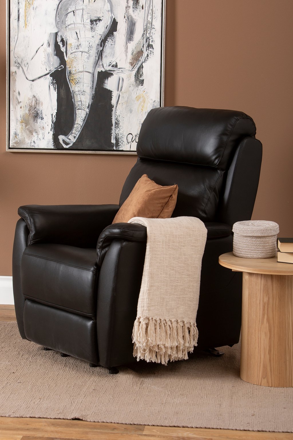 Loungea Colorado recliner-tuoli nostomekanismilla musta nahka/keinonahka