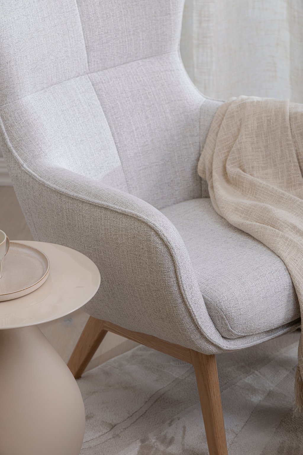 N&L Lisbet lepotuoli & rahi, beige verhoilu, natural tammen värinen runko