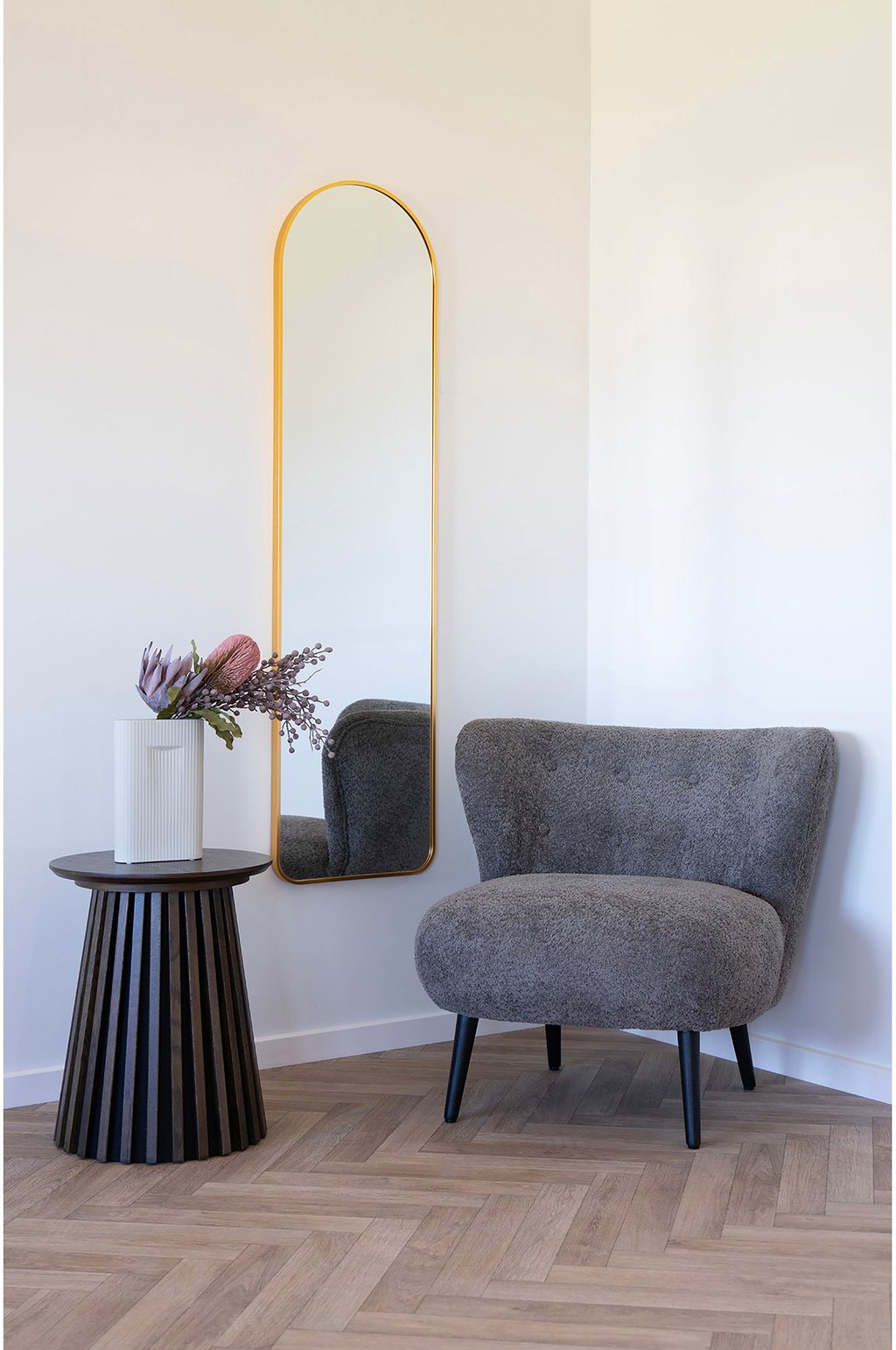 House Nordic Covelo lounge tuoli, ruskea