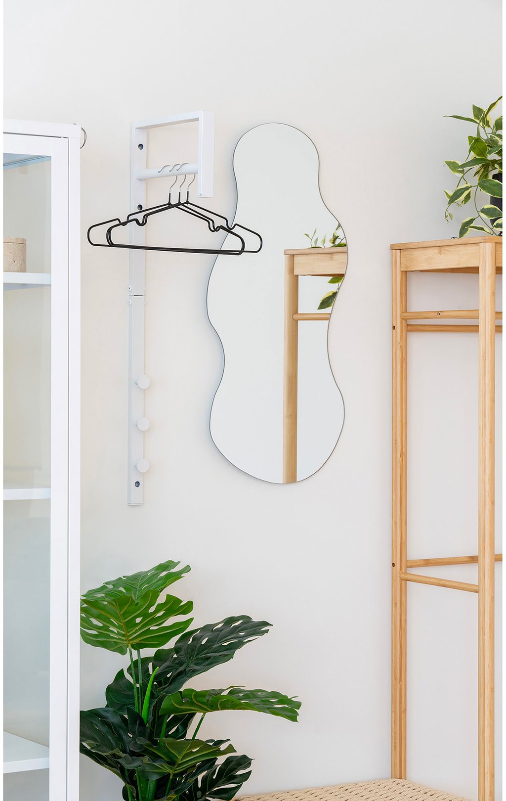 House Nordic Trento vaateteline 82 cm, metallinen, valkoinen