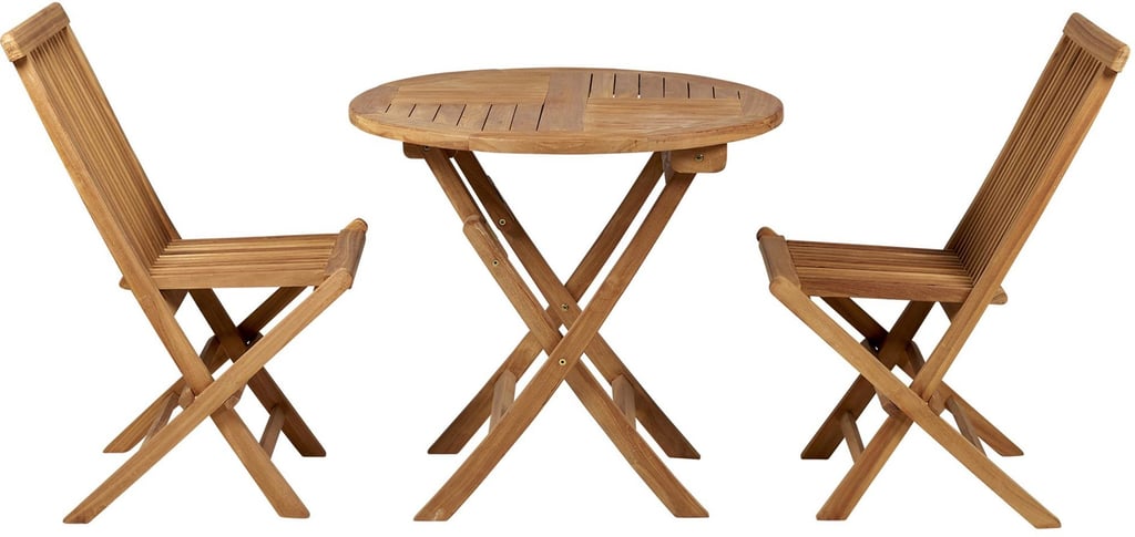 Malibu parvekeryhmä (1+2): Tyylikäs Malibu-parvekeryhmä, jossa taitettava 70 cm pöytä ja mukavat tuolit. Erinomainen valinta parvekkeelle tai terassille. Kestävä teak-puusta, helppo säilyttää ja puhdistaa.