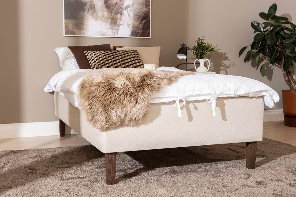 Moon Gold runkopatja 120x200, pocket 7-vyöh. Primo 05 beige: Tyylikäs 120 cm leveä runkopatja, joka tarjoaa mukavuutta ja tukea. Sopii täydellisesti moderniin makuuhuoneeseen.