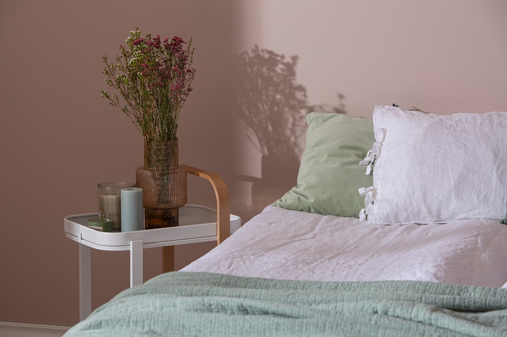 Dream moottorisänky 180x210 cm (sis. petauspatja): Moottorisänky 180x210 cm, beige, tammi-jalat. Dynaaminen mukautuvuus, täydellinen makuuhuoneen rentoutumiseen ja hyvinvointiin.