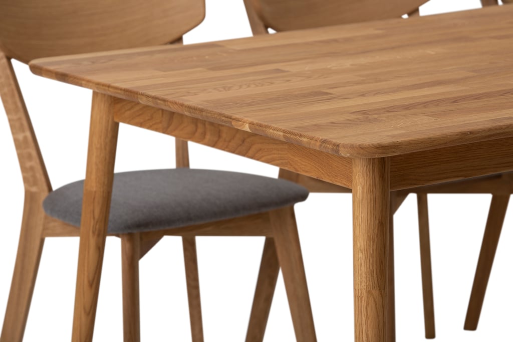 Ekholm & Ekholmen ruokailuryhmä 180x90 kuudelle, öljytty tammi / tummanharmaa kangasistuin: Tyylikäs ruokailuryhmä kuudelle, jossa öljytty tammi ja tummanharmaat kangastuolit. Sopii moderniin ruokailutilaan.