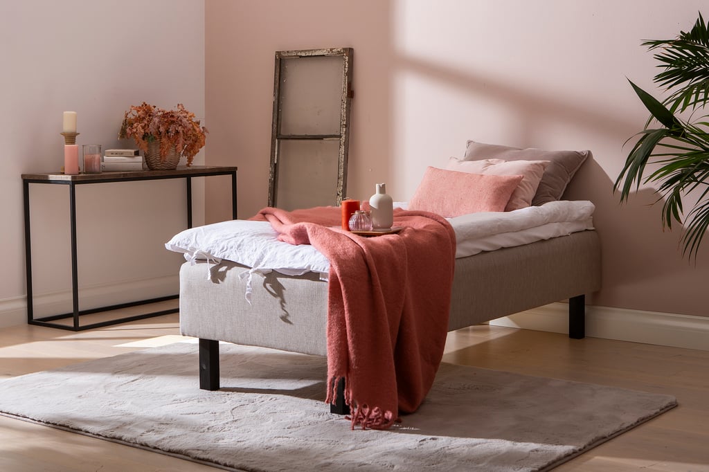 Unelle 200 runkopatja 90x200 cm beige kangas / mustat jalat