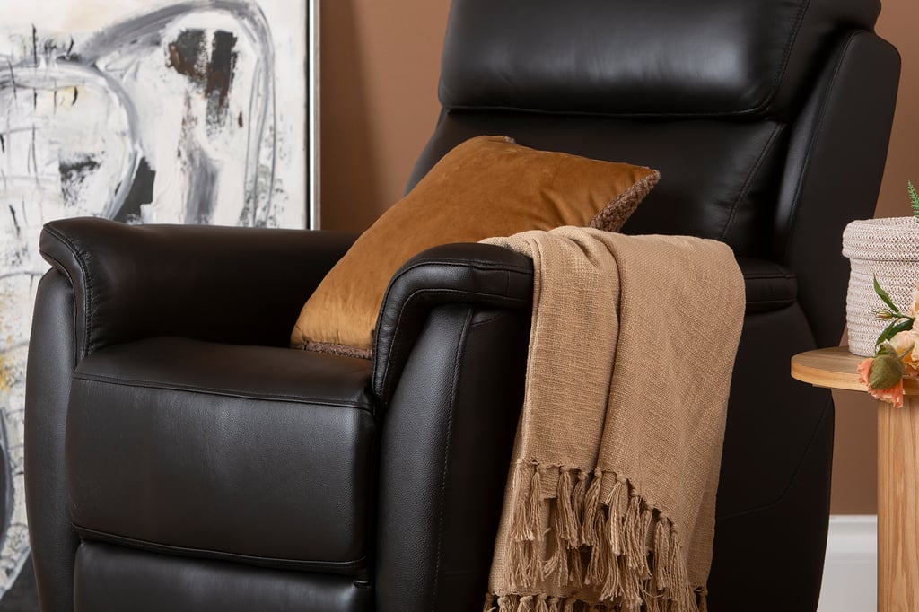 Loungea Colorado recliner-tuoli keinuva/pyörivä, musta nahka/keinonahka