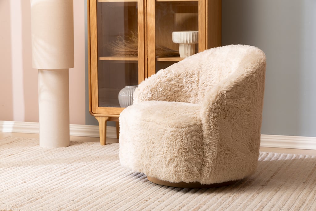 Astru nojatuoli pörröinen beige