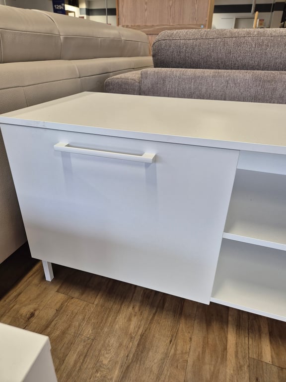 Nauvo tv taso 166cm valkoinen Kotimainen Nauvon 166cm tv-taso Hiipakalta.