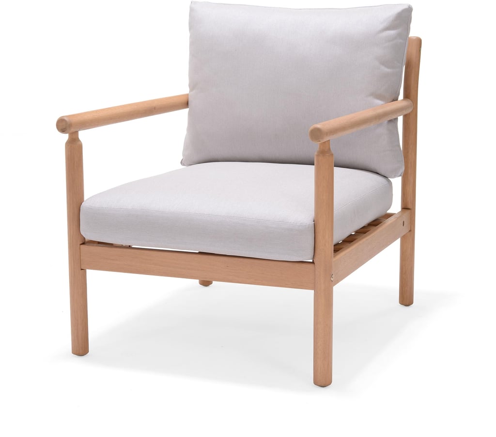 Alsvik nojatuoli: Tyylikäs 1-istuttava nojatuoli ulkokäyttöön, pehmusteet lisämukavuutta varten. Erinomainen valinta terassille tai puutarhaan.