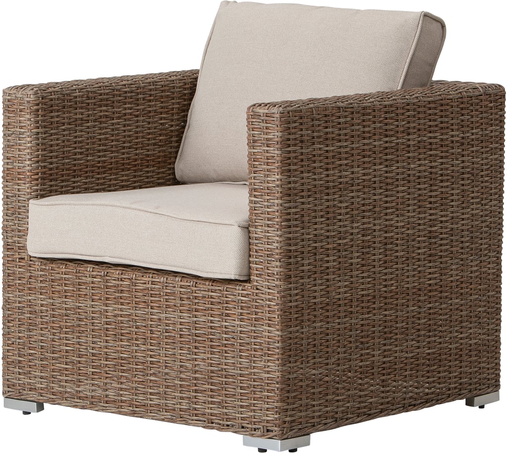 Mode nojatuoli natural runko / beige pehmuste: Tyylikäs ulkonoja, beige polyrottinkimateriaali, pehmeä istuinpehmuste. Sopii parvekkeelle tai terassille rentoutumiseen.
