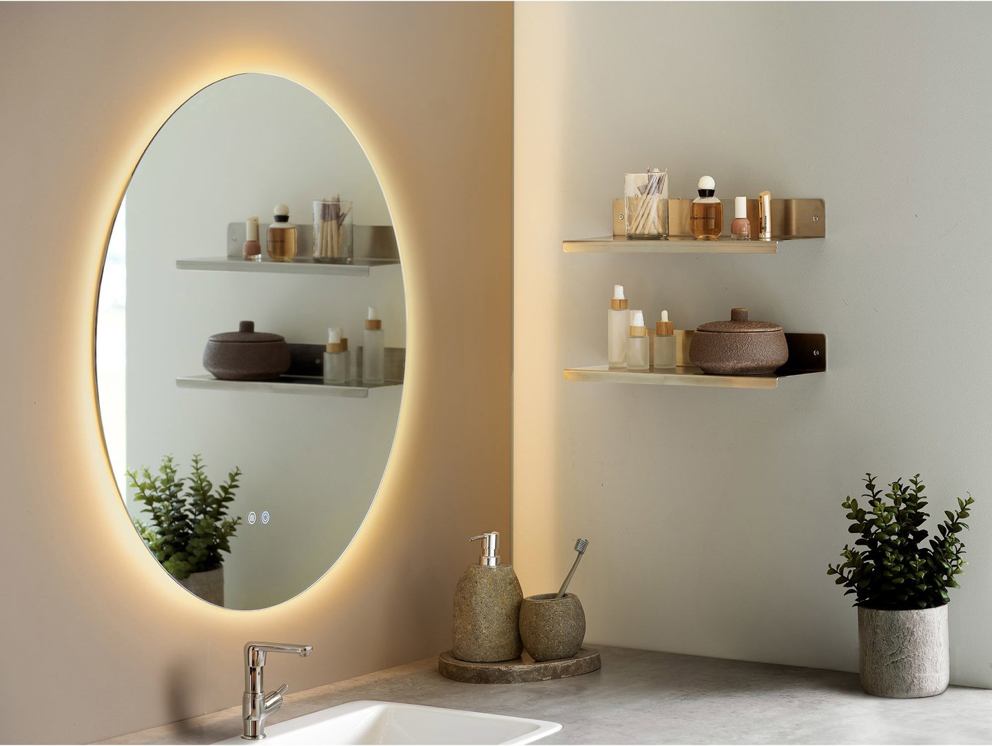 House Nordic led-peili, huurtumisenesto ja 3 valoasetusta, ø80 cm