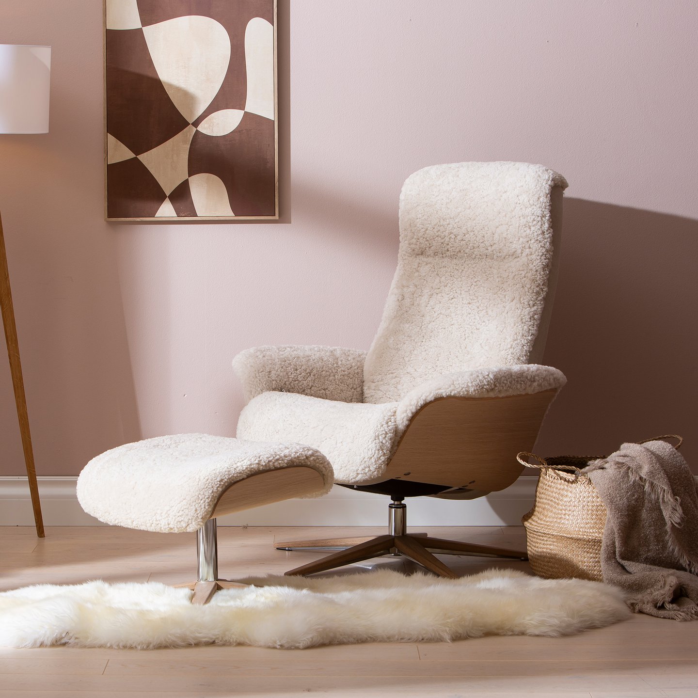 Astra Wood tuoli+rahi, vakiokoko. Oak Sanded, Star-jalka puu B2, alu kirkas Oak Sanded, Sheepskin Moonlight