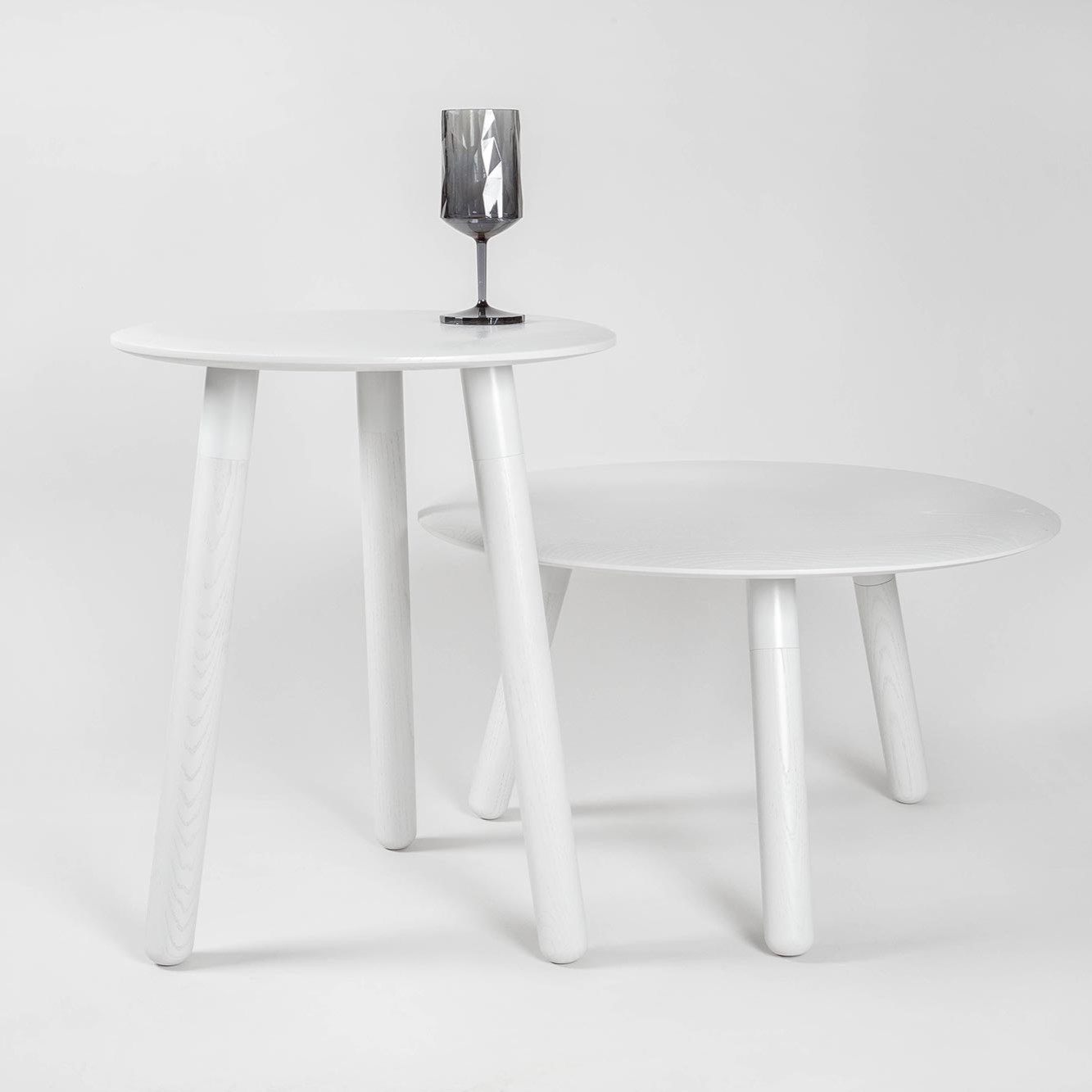 Moon sohvapöytä 70x70 cm matala