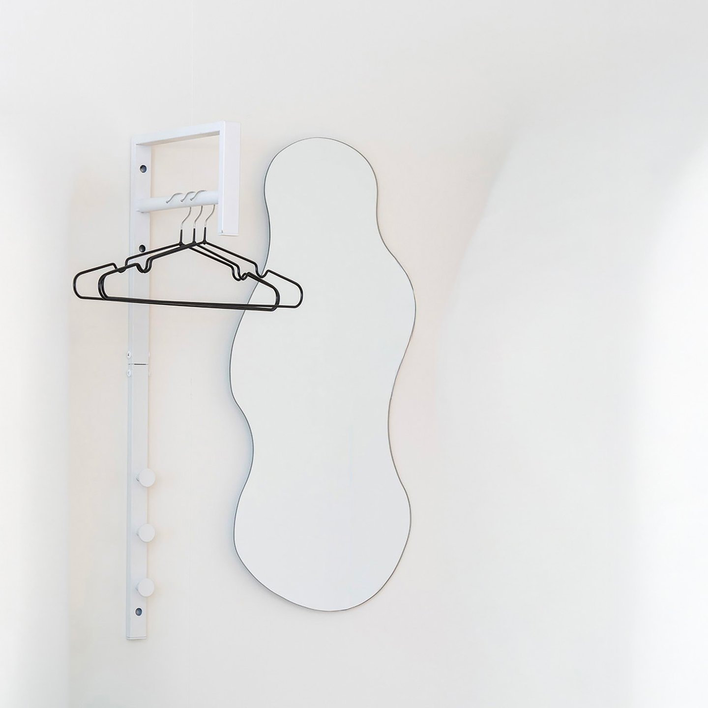 House Nordic Trento vaateteline 82 cm, metallinen, valkoinen