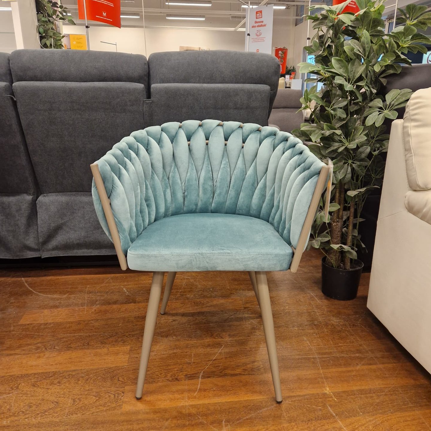 Punos nojatuoli vihreä