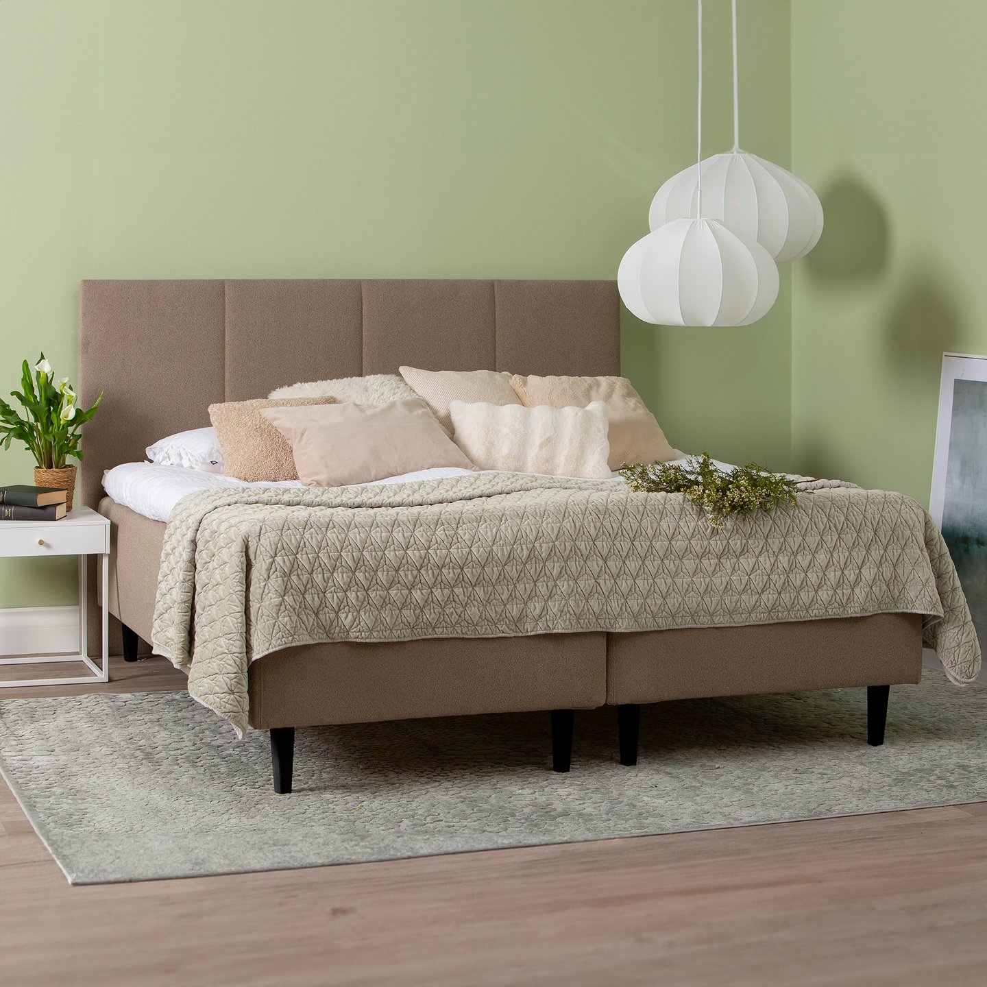 Unelle 500 Viscolux runkopatjasetti 5-vyöh. visco 160x200cm hard/medium, Fano 15 ruskea, mustat puujalat (sis. Memory-petauspatja soft + raita-pääty)