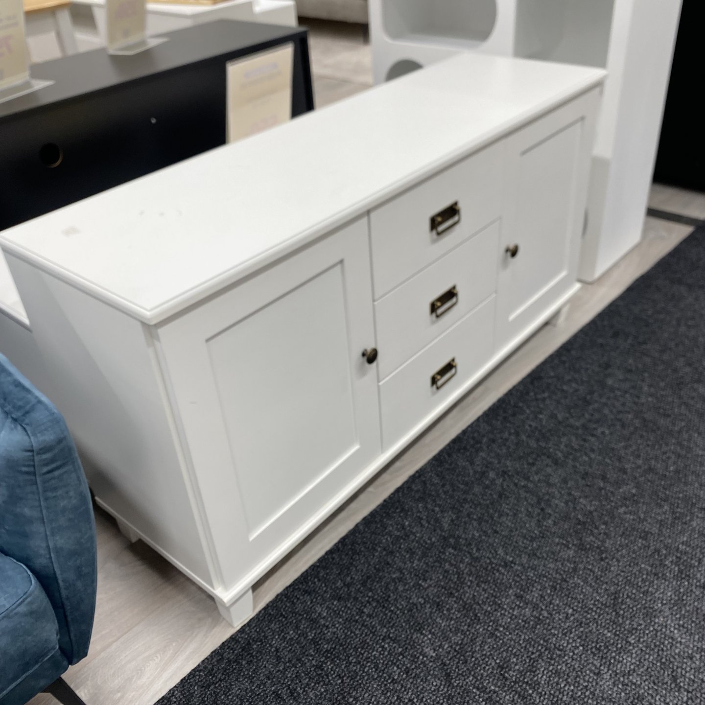 INARI ROMANTIC Massiivikoivuinen senkki S22