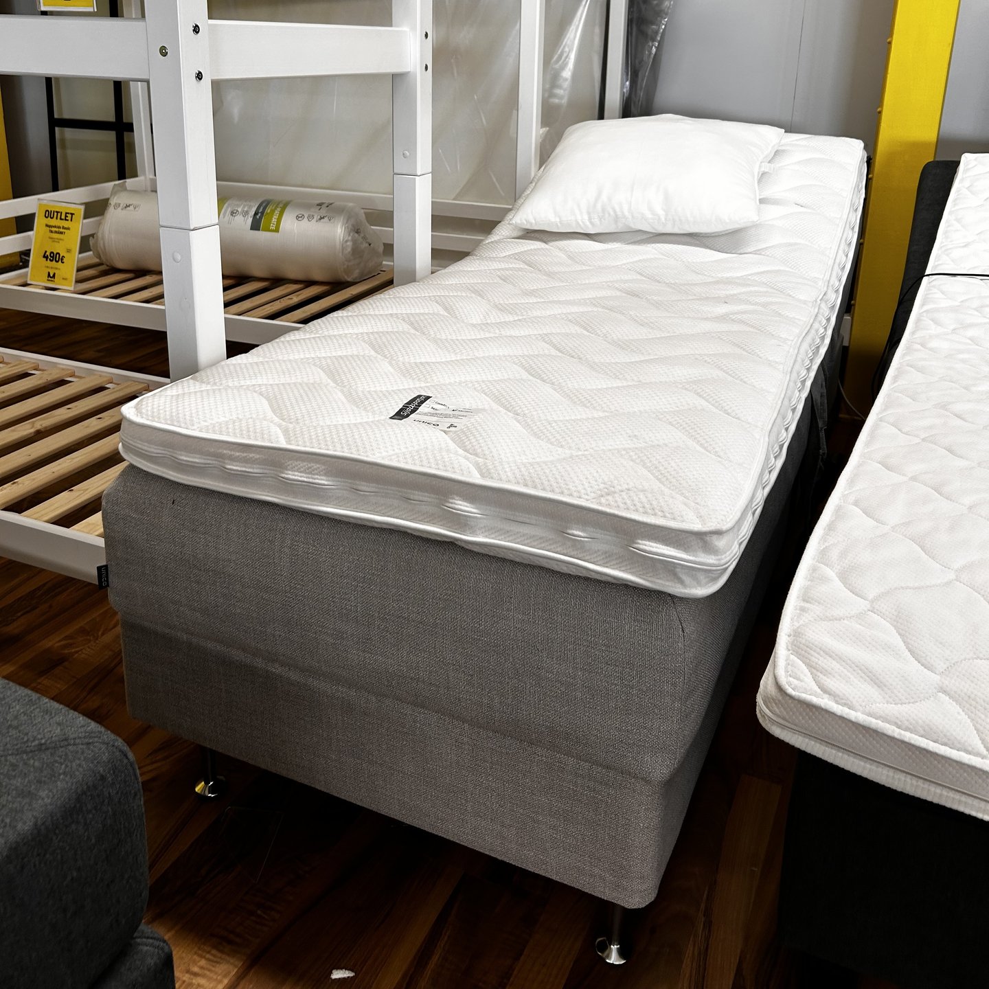 Hotel Moottorisänky 80cm