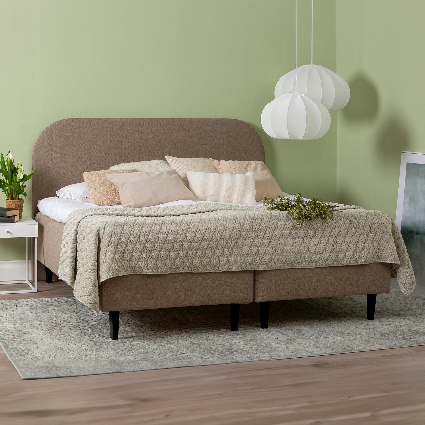 Unelle 500 Viscolux runkopatjasetti 5-vyöh. visco 160x200cm medium/medium, Fano 15 ruskea, mustat puujalat (sis. Memory-petauspatja soft + sileä pääty)