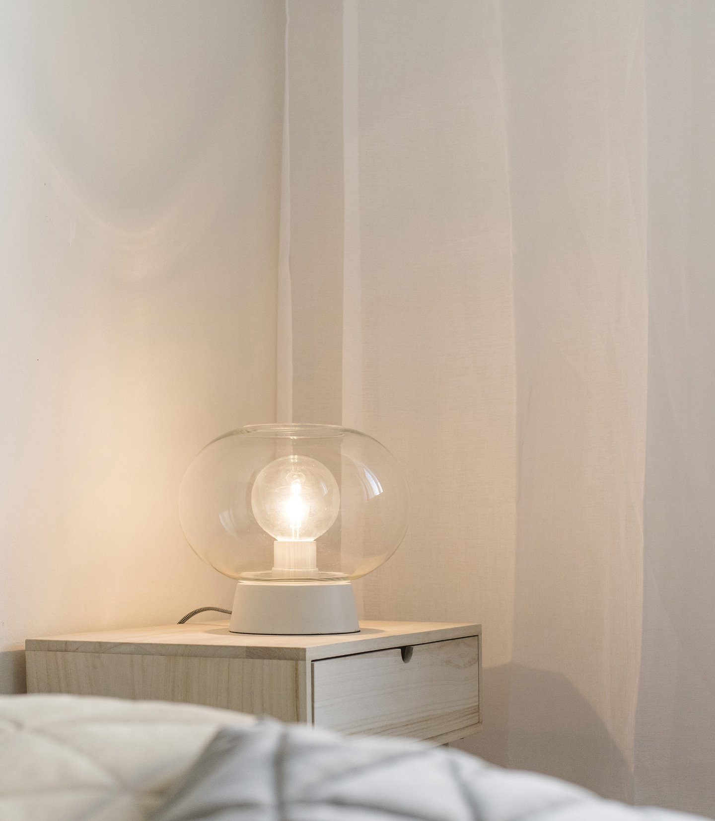 Malja design-pöytävalaisin valkoinen