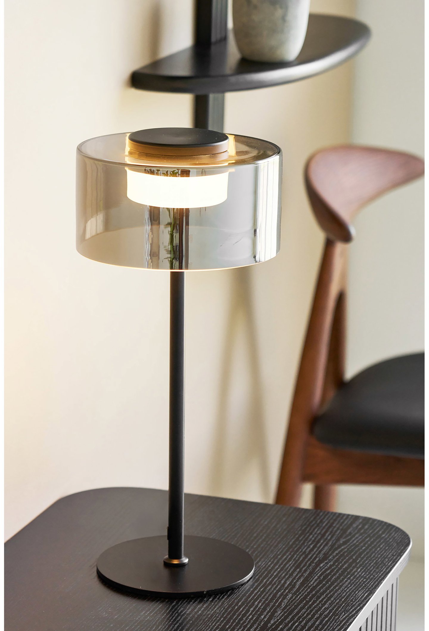 House Nordic led-pöytävalaisin, lasi/musta