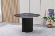 North Collection Kalida ruokapöytä pyöreä 120cm musta: Tyylikäs musta pyöreä ruokapöytä, täydellinen kahdelle tai neljälle. Sopii moderniin ruokailutilaan, lisää eleganssia ja mukavuutta.