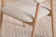 Pikkukuva: Nicola ruokatuoli, valkolakattu tammi / beige kangas