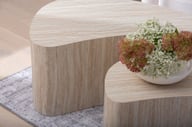 Island sarjapöytä 90x60x40 + 60x40x33 beige: Tyylikäs beige travertin sohvapöytä, joka yhdistää tyylin ja käytännöllisyyden. Täydellinen olohuoneen säilytyskalusteeksi.