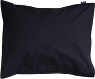 Familon Percale tyynyliina noki 55x65 cm: Laadukas, pehmeä percale-tyynyliina, koko 55x65 cm, värinä tyylikäs noki. Täydellinen makuuhuoneen sisustukseen, lisää mukavuutta nukkumiseen.