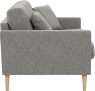 Visio 3-istuttava sohva: Tyylikäs 3-istuttava kangassohva, muokattava istuinmukavuus, moderni design. Sopii olohuoneeseen, täydellinen rentoutumiseen.