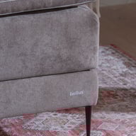 Dual jenkkisänky 180x200 cm hiekka (sis. petauspatja): Ergonominen 180 cm leveä jenkkisänky, jossa käännettävä medium-kova patja. Täydellinen makuuhuoneeseen, tarjoaa mukavuutta ja tukea.