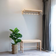 Pikkukuva: House Nordic Abano naulakkohylly