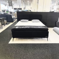 Svane Zala Runkopatja 180x200cm päädyllä