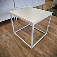 Pikkukuva: Nauvo sohvapöytä 45cm x 42cm Kotimainen Nauvo sarjan sohvapöytä Hiipakan tehtaalta. Rungon sekä kannen väri valkoinen.