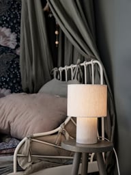 Pikkukuva: PR Home Leah pöytävalaisin vaalea beige 28cm