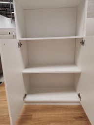 Pikkukuva: Taimi valkoinen kaappi