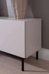 Pikkukuva: Lakeus taso nro 2. 197 cm taso nro 2. greige, metallinen jalkasokkeli