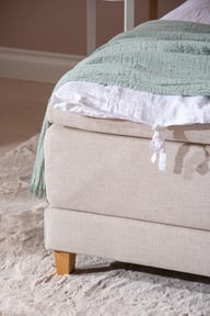 Dream moottorisänky 180x210 cm (sis. petauspatja): Moottorisänky 180 cm, beige, moderni muotoilu. Säädettävä pääty ja jalat, täydellinen makuuhuoneeseen. Mukautuva mukavuus ja tyylikäs ulkonäkö.