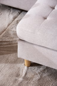 Stella divaanisohva (kätisyys vaihdettavissa) beige: Moderni divaanisohva, beige, tyylikäs ja mukava. Sopii olohuoneeseen, täydellinen rentoutumiseen ja sisustukseen.
