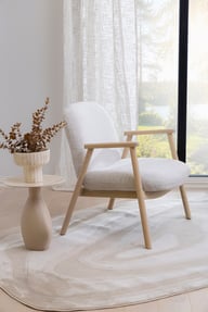 Pikkukuva: N&L Mille lepotuoli, beige verhoilu, valkovahatun tammenvärinen runko