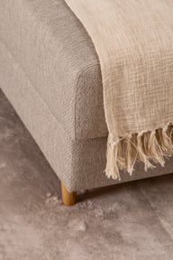 Pikkukuva: Nobe divaanivuodesohva oikea, Sparr 362, jalat tammi pyöreä (124cm leveä istuinosa)
