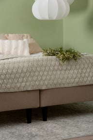 Pikkukuva: Unelle 500 Viscolux runkopatjasetti 5-vyöh. visco 180x200cm hard/medium, Fano 15 ruskea, mustat puujalat (sis. Memory-petauspatja soft)