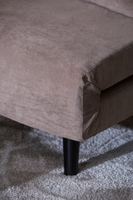 Lazy vuodetuoli beige/ruskea vakosametti: Tyylikäs beige vuodesohva, joka muuntuu helposti mukavaksi vuoteeksi. Sopii täydellisesti olohuoneeseen tai vierashuoneeseen.