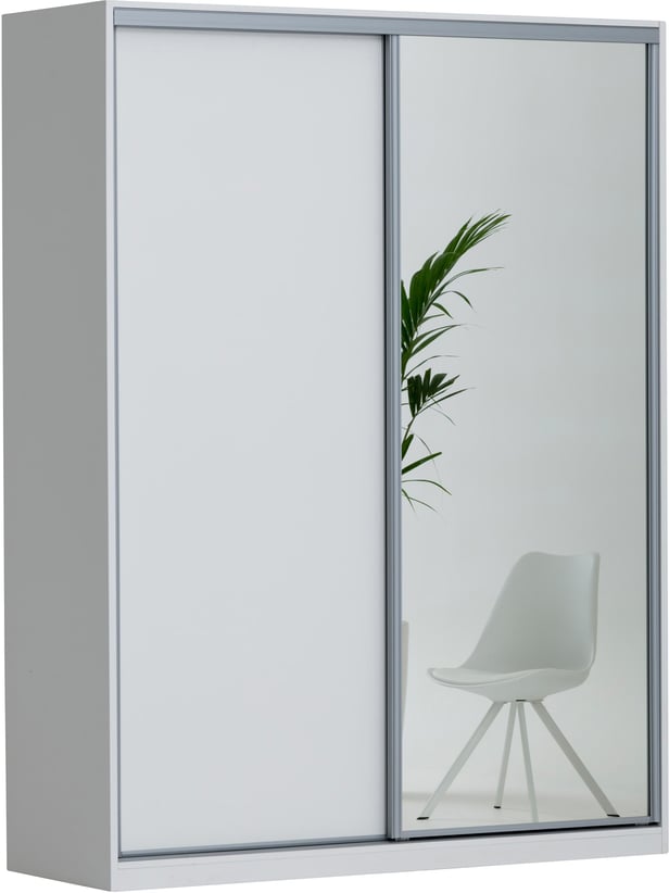 Doorit liukuovikomero + 1 x 88 cm levyovi 1 x 88 cm peiliovi  236x180x62, valkoinen